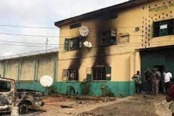 Penjara Dibobol, 266 Narapidana Lepas di Nigeria