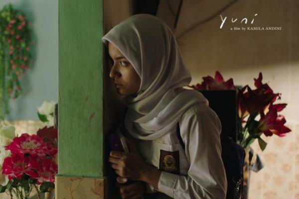 YUNI Raih Penghargaan Festival Film International Toronto 2021
