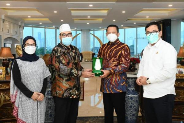 Sila Kedua Pancasila: Bangsa Indonesia Junjung Tinggi HAM 