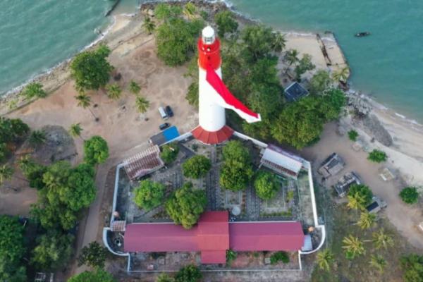 Hari Menara Suar 2021: Harmonikan Cahaya Poros Maritim Dunia 