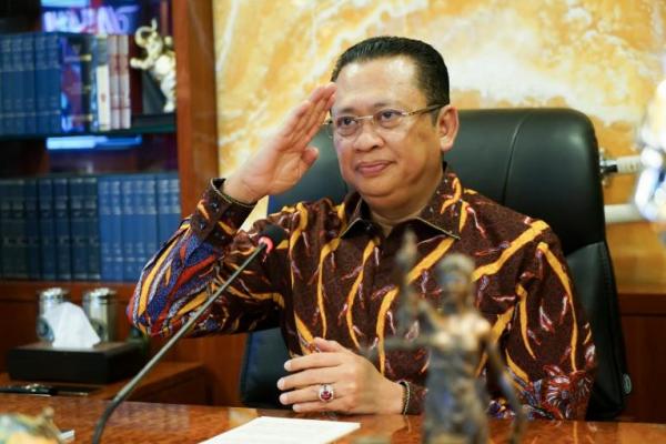 Proyek Kereta Cepat Jakarta-Bandung Tandai Hubungan yang Makin Kuat dengan Tiongkok