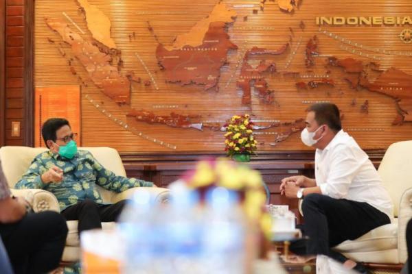 Mendes PDTT dan Bupati Madina Bahas Program Kerja Sama Pembangunan