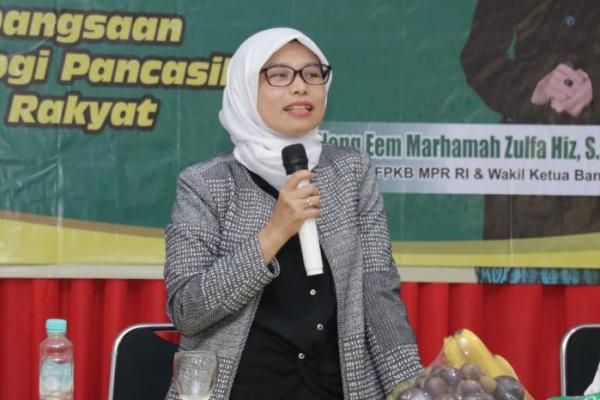 PKB Tolak Aturan Wajib PCR Penumpang Pesawat