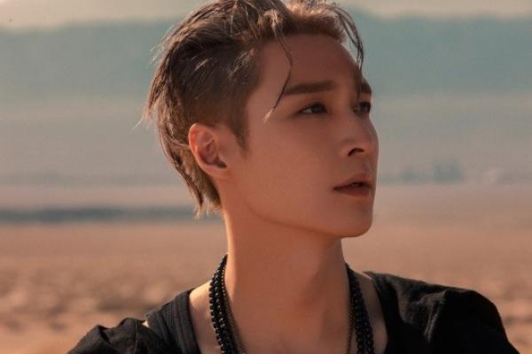 Lay EXO Luncurkan Mini Album dengan Judul EAST