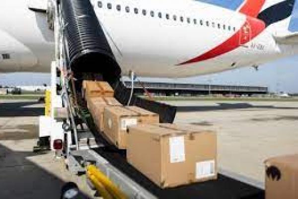 Hadapi Musim Libur,  Toko-toko di AS Berebut Pasokan