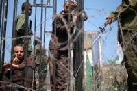 Mogok Makan 90 Hari Tahanan Palestina Dilarikan ke ICU