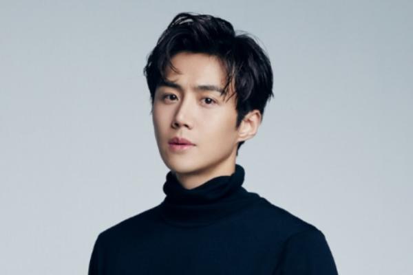 Beberapa Perusahaan Take Down Iklan yang Menayangkan Aktor Kim Seon-ho