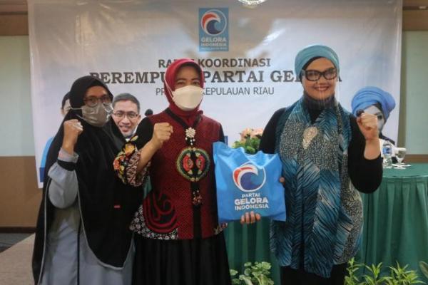 Ratih: Jangan Malu Berebut Kekuasaan dengan Laki-laki 