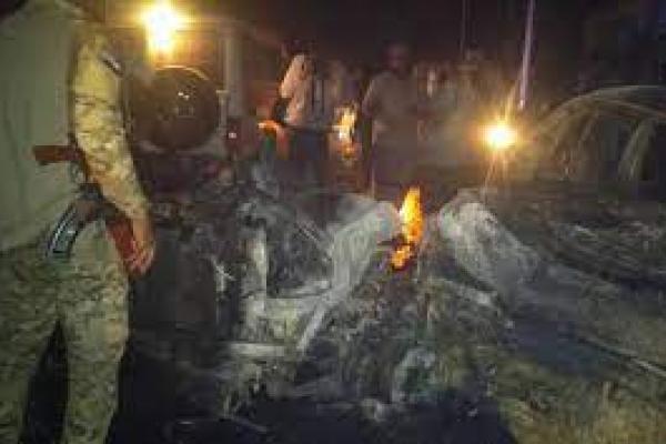 Bom Mobil Dekat Bandara Aden Tewaskan 8 Orang