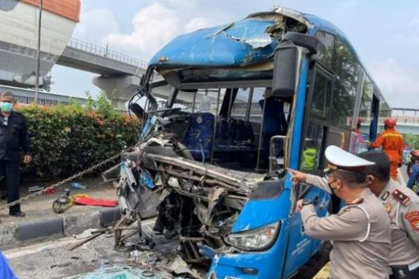 Polisi akan Ungkap Penyebab Tabrakan Transjakarta, Ini Jadwalnya!