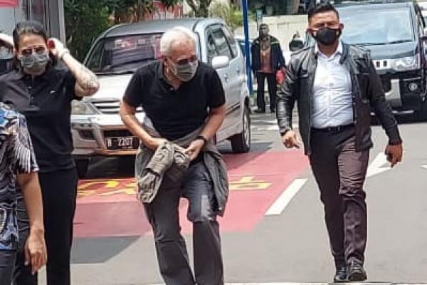 Ada Apa dengan Iwan Fals? Musisi Legend Iwan Fals Datangi SPKT