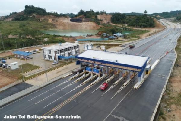 Mobil Vanessa Hacur Lebur, Ini Batas Kecepatan ketika di Jalan Tol!