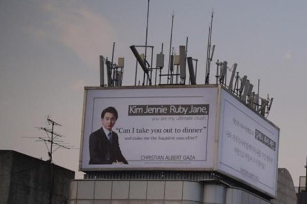 Pengusaha Filiphina Ajak Kencan Jennie Blackpink dengan Iklan Billboard