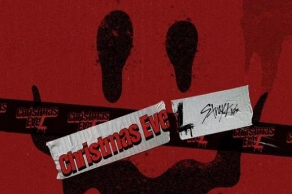 Stray Kids Rilis Poster untuk Event Natal
