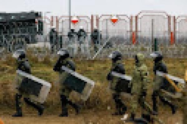 Para Migran di Perbatasan Belarus-Polandia Telah Kembali ke Negaranya