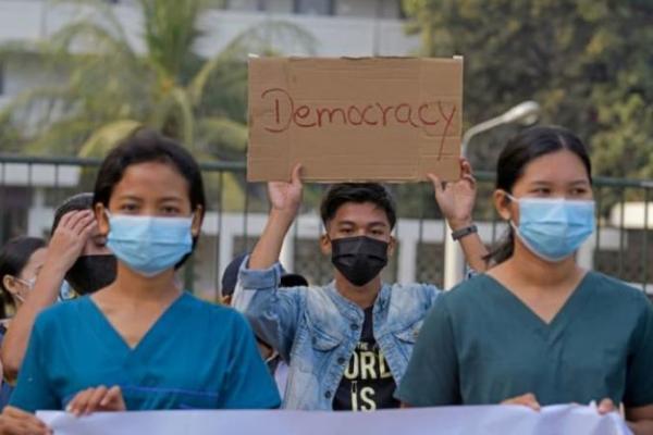 Rawat Pasien Teroris, Tentara Myanmar Tangkap 18 Petugas Medis 