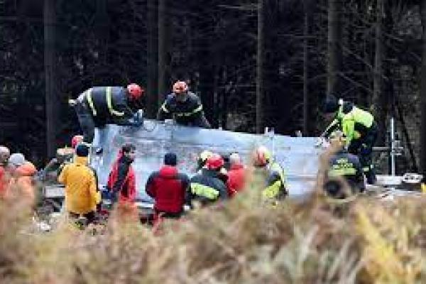 Bus Sekolah Ditembak di Kosovo, Tiga Tewas 