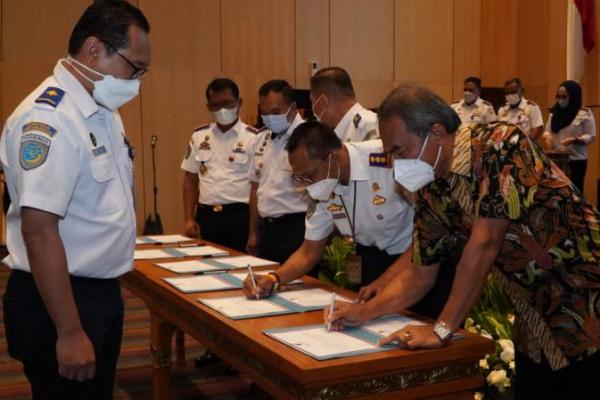 Sejumlah UPT Ditjen Hubla dan Pengusaha Pelabuhan Komitmen Terapkan Inaportnet