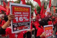 Soal UMP, Bahlil: Tahan Sedikit Atau Perusahaan Bubar