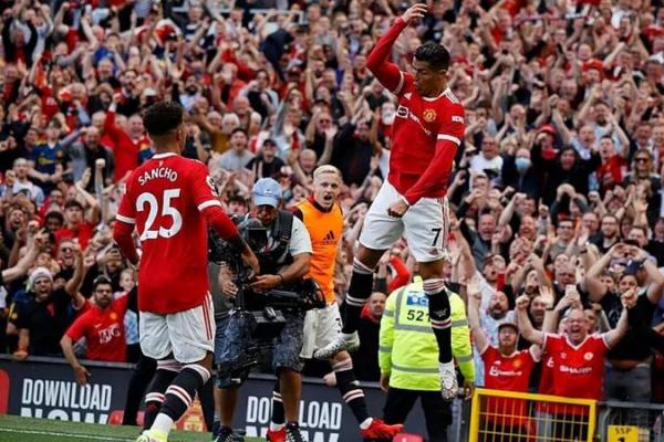 Cristiano Ronaldo Cidera saat Lakukan Selebrasi Khasnya