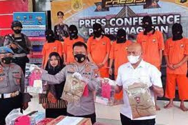 Komplotan Penipu Menyamar Petugas Covid-19 Ditangkap Polres Magetan
