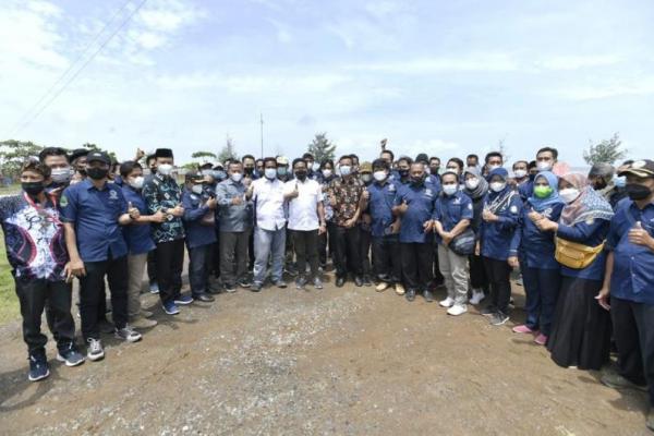 Pemuda Ujung Gebang Sulap Tempat Sampah Jadi Tempat Wisata