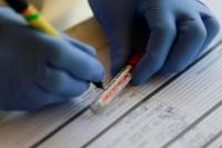 Dalam Sehari Hampir 23 Ribu Orang Terinveksi Covid di India