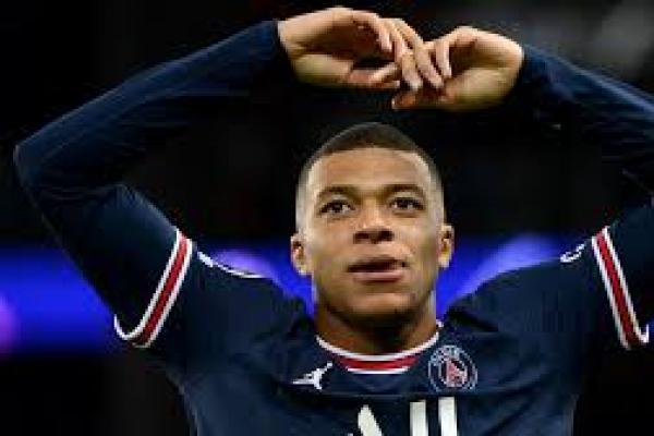 Pemain Penyerang PSG Mbappe (foto:goal.com) 