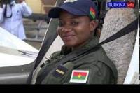 Pilot Militer Perempuan Pertama Burkina Faso Lakukan Penerbangan