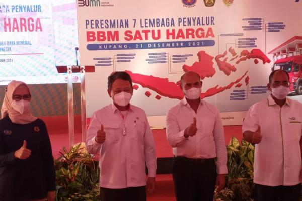 Menteri ESDM Resmikan 7 Titik BBM Satu Harga di NTT