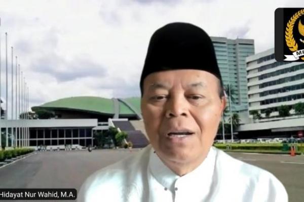 HNW: Kebijakan Karantina Harus Manusiawi dan Adil