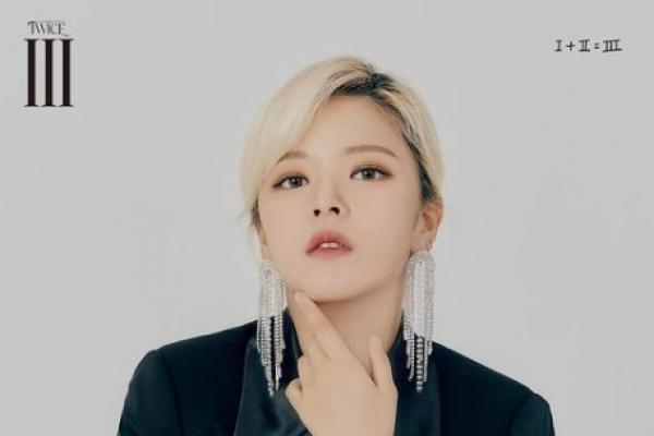 Jeongyeon Akan Absen Dari Konser Twice di Seoul