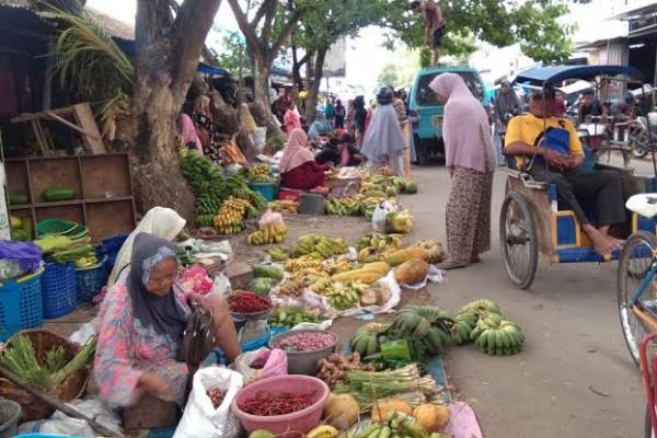 Bahan Pokok Pasar Sentral Majene Naik Jelang Tahun Baru, Ini Penyebabnya