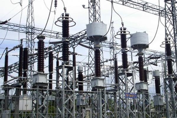  Sedot Dana Rp8,8 Triliun, PLN  Tuntaskan 50 Proyek Kelistrikan 