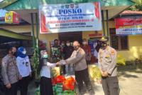 Ajak Petugas Kepolisian Adu Argumen, Pria di Polewali Mandar Tolak Divaksin