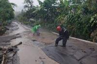 Banjir Lahar Dingin Gunung Semeru Landa Sejumlah Desa 