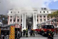 Polisi Afrika Tangkap Pelaku Kebakaran di Gedung Parlemen Cape Town
