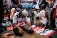 Tuding China Lakukan Genosida, Ini Paparan Muslim Uighur 