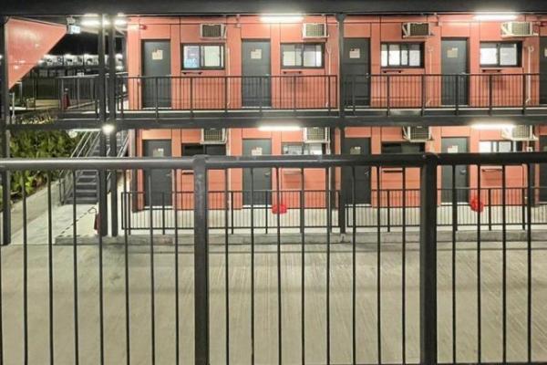 Hong Kong Karantina 100 Orang yang ikut Pesta Besar