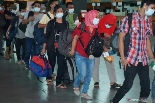 Sebanyak 193 PMI akan melakukan karantina terlebih dahulu selama lima hari di Wisma Atlet dan akan divaksin sebelum dipulangkan ke daerah asal. 