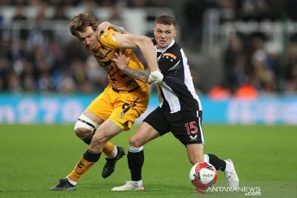 Kekalahan dari Klub Divisi Tiga Jadi Debut Pahit Kieran Trippier bersama Newcastle