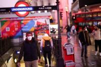 Inggris Potong Masa Isolasi Covid Menjadi Lima Hari