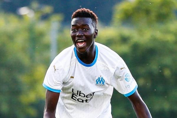 FIFA Skors Gelandang Timnas Sinegal `Pape Gueye`