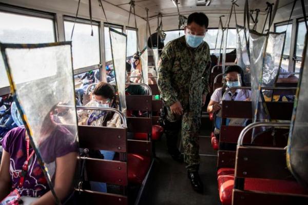 Tidak Vaksin, Warga Filipina Dilarang Naik Angkutan Umum