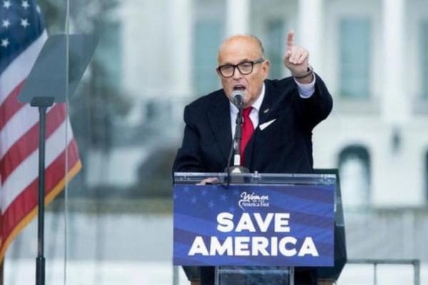 Panel Kongres AS Terbitkan Panggilan Pengadilan kepada Pengacara Trump