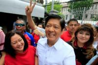 Pilpres Filipina: Marcos Makin Terdepan, Didukung Partai Berkuasa