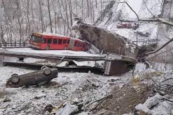 Biden Akan Perbaiki Jembatan Ambruk di Pittsburgh 