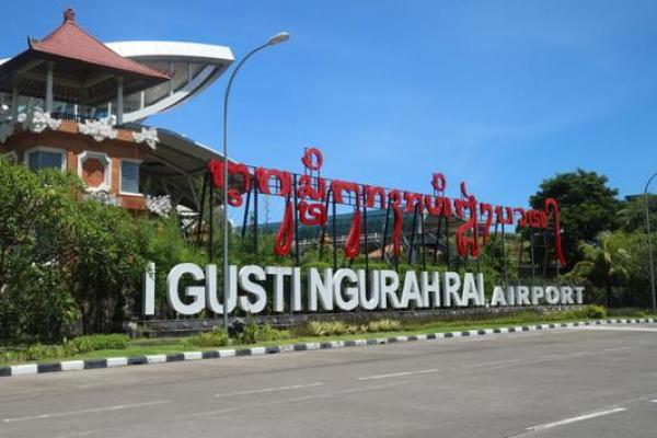 Cuaca Buruk, Tujuh Pesawat Batal Mendarat di Bali