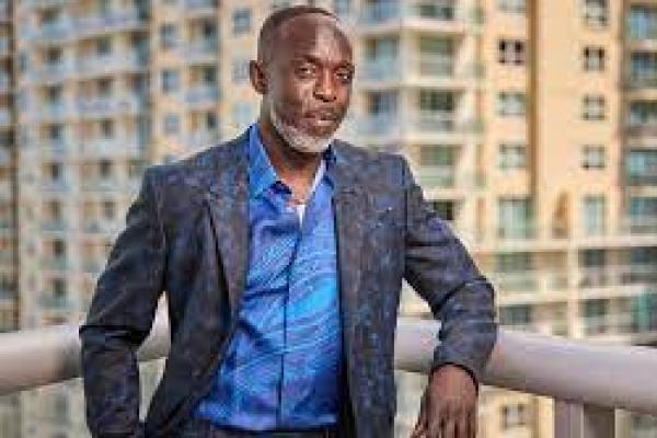 Empat Anggota Geng Obat Bius Didakwa Atas Kematian Aktor Michael Williams