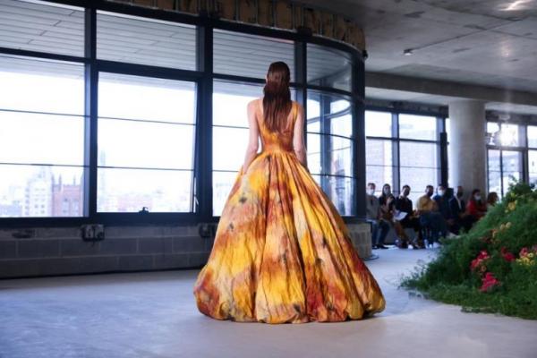 New York Fashion Week Wajibkan Masker, Vaksin, dan Tes Covid